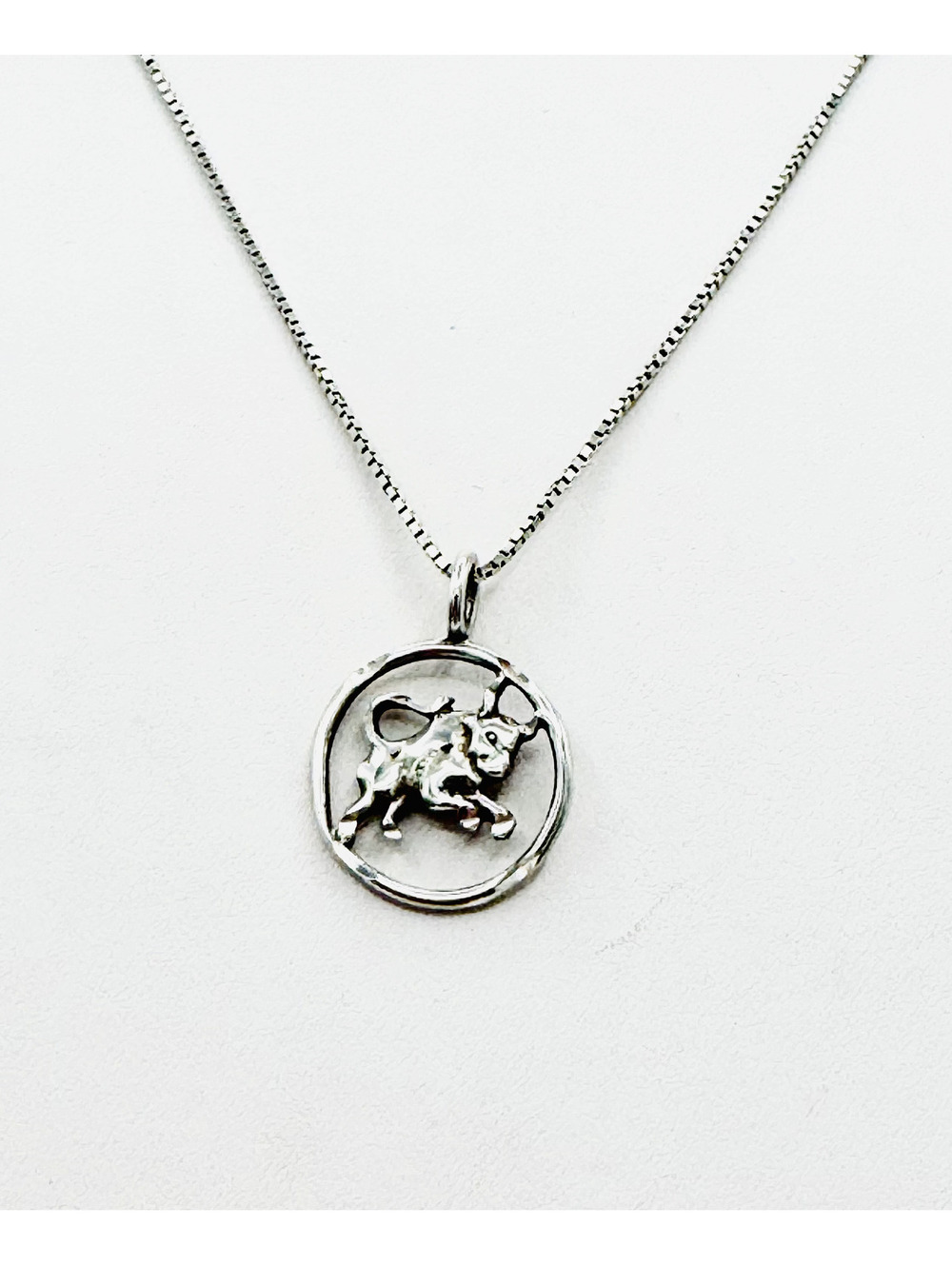 Sterling silver box chain with taurus zodiac sign "bull" pendant necklace